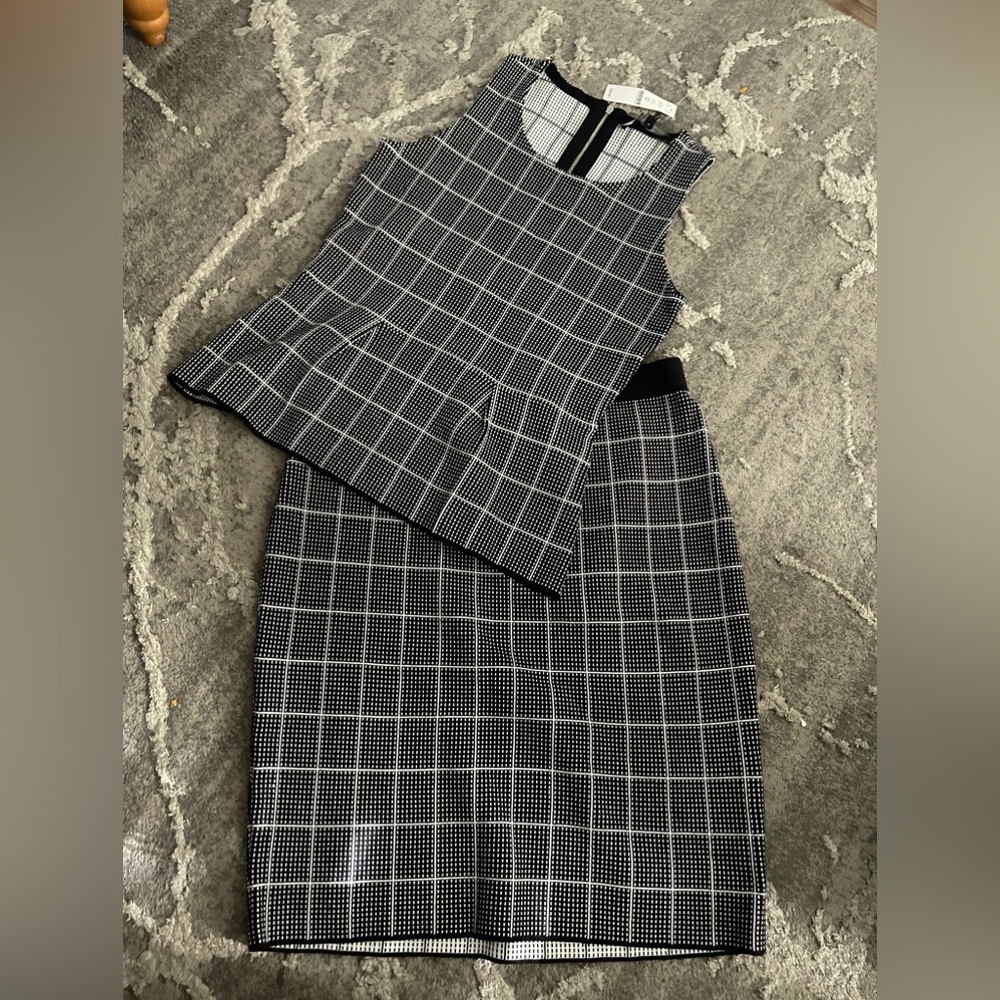 Set Skirt